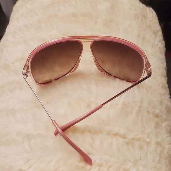 Michael Kors Sunglasses - Picture 3 of 11